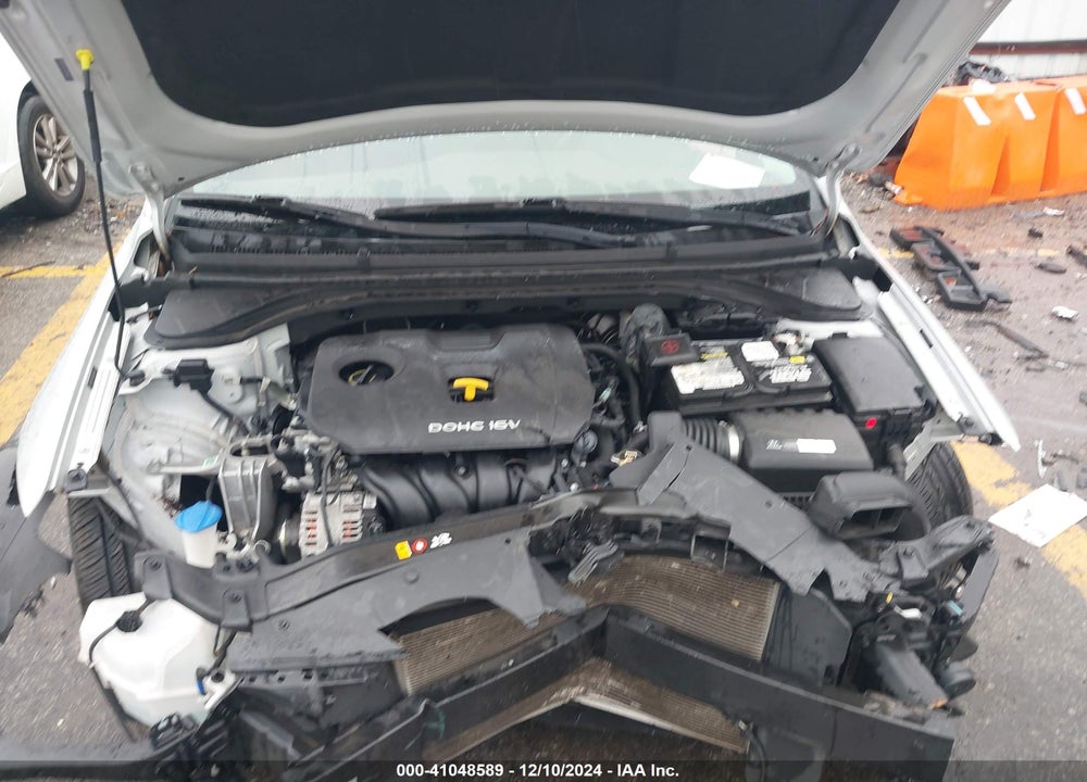 2018 HYUNDAI ELANTRA VIN: 5NPD84LFXJH286462