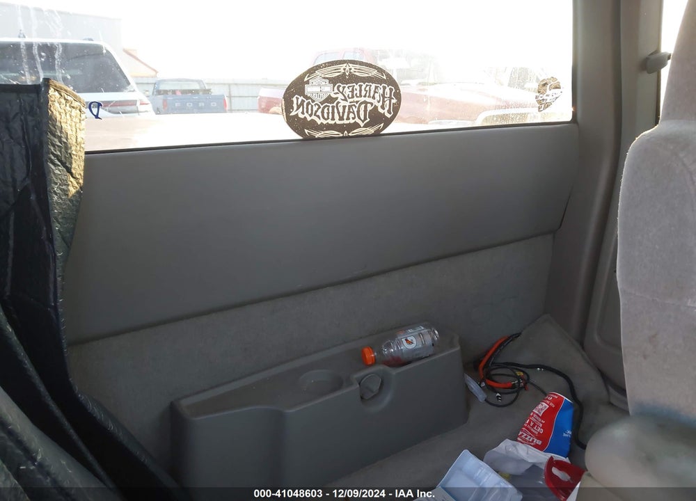 2000 CHEVROLET S-10 LS VIN: 1GCDT19W4Y8110276