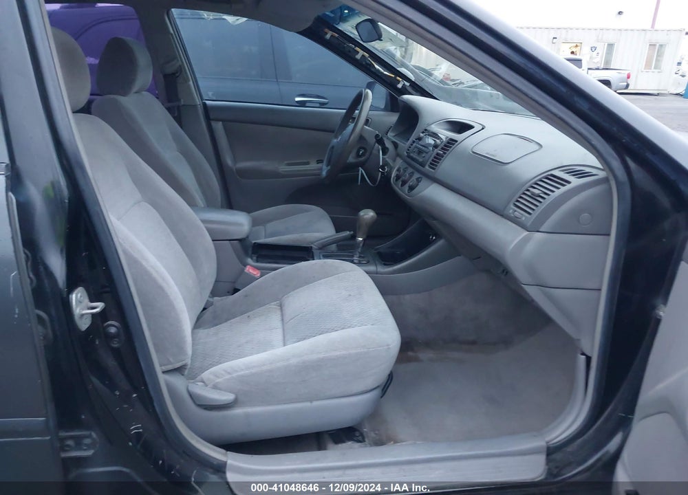 2005 TOYOTA CAMRY LE VIN: 4T1BE32K45U040085