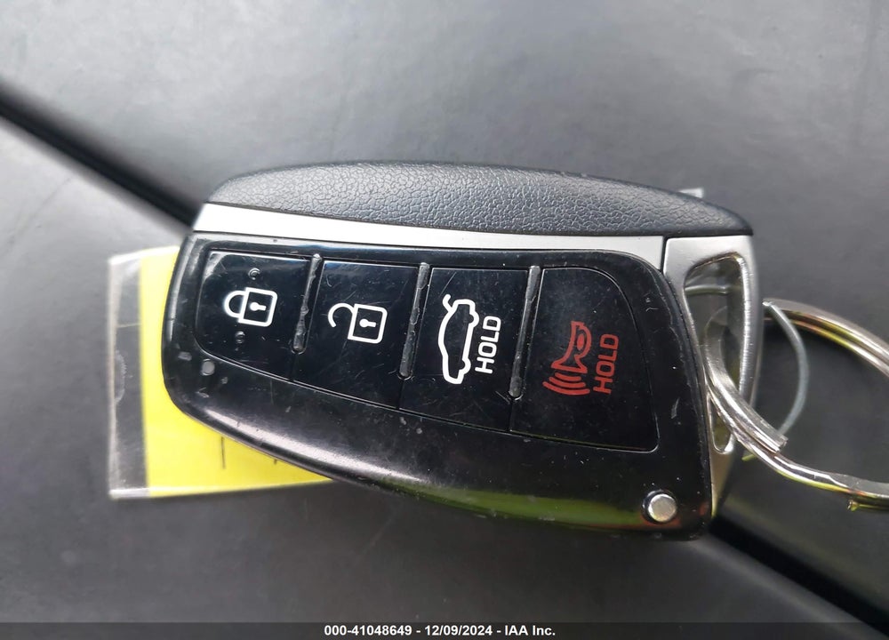 2015 HYUNDAI GENESIS 3.8 VIN: KMHGN4JE5FU047197