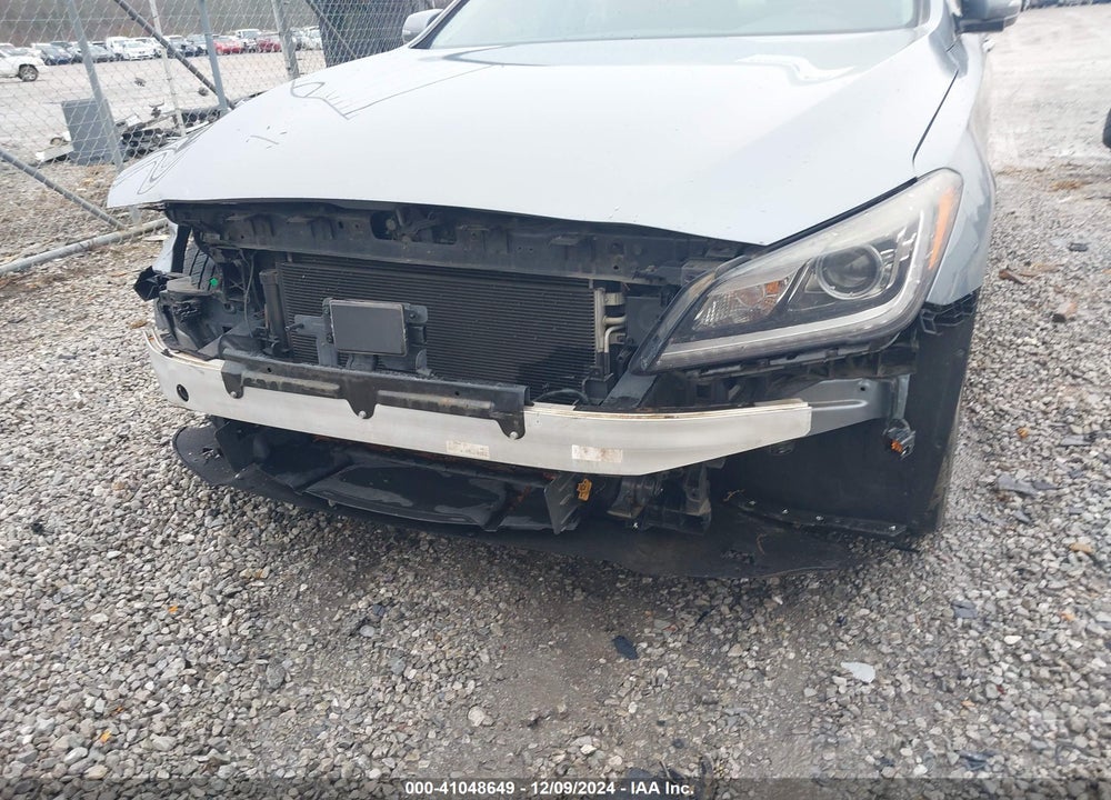 2015 HYUNDAI GENESIS 3.8 VIN: KMHGN4JE5FU047197