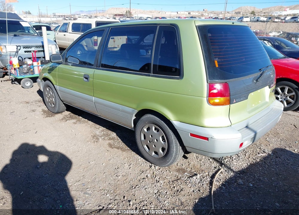 1994 MITSUBISHI EXPO LRV VIN: JA3EB30G4RU048300