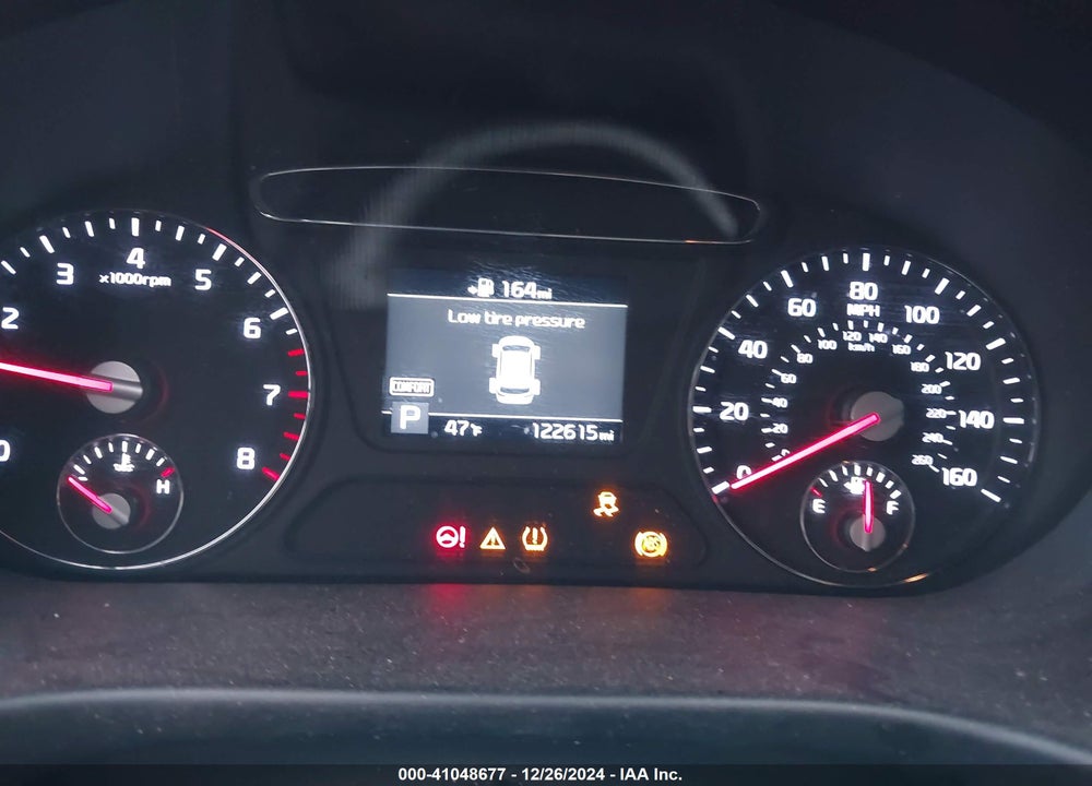 2019 KIA SORENTO VIN: 5XYPG4A54KG489222