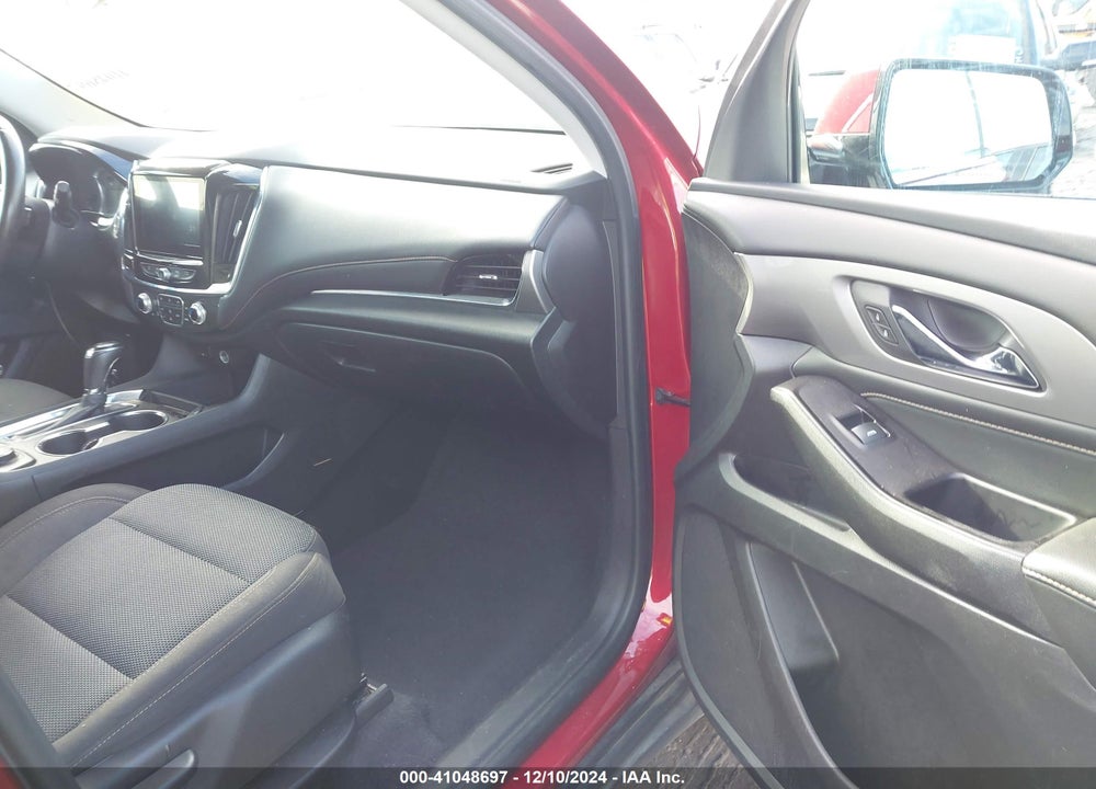 2018 CHEVROLET TRAVERSE 1LT VIN: 1GNERGKW3JJ190255