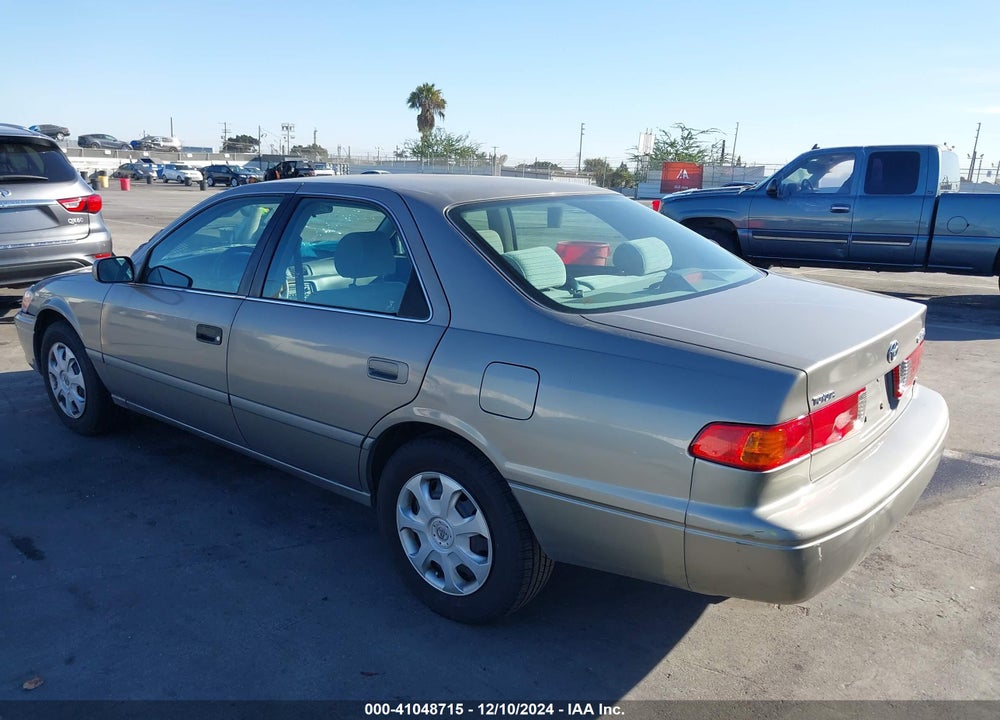 2000 TOYOTA CAMRY LE V6 VIN: 4T1BF22KXYU112628