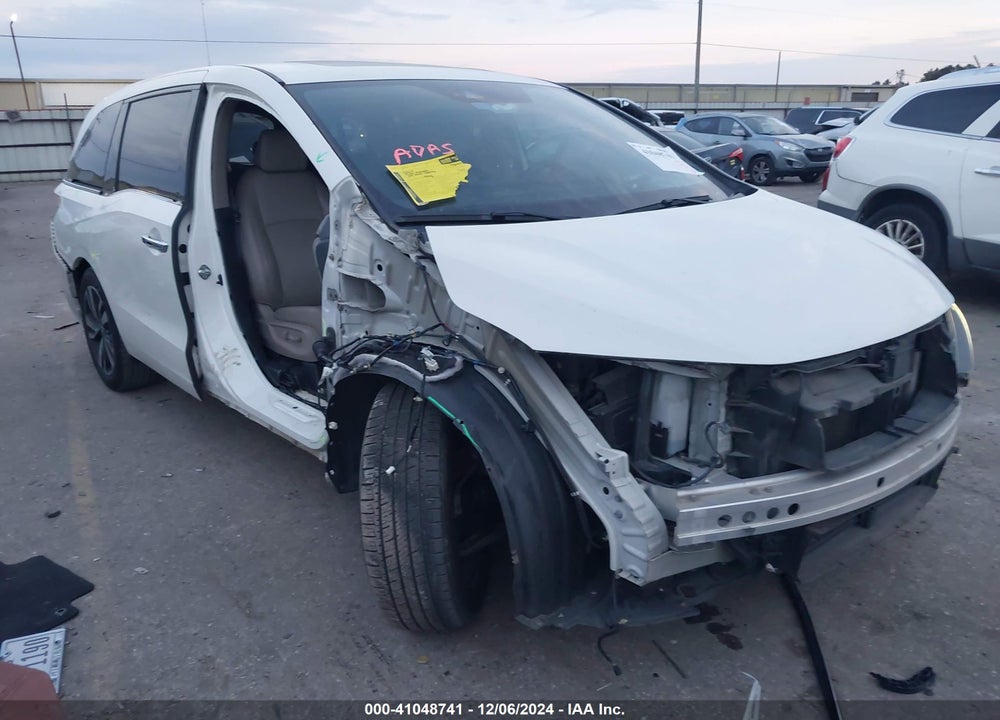 2018 HONDA ODYSSEY ELITE VIN: 5FNRL6H98JB111077