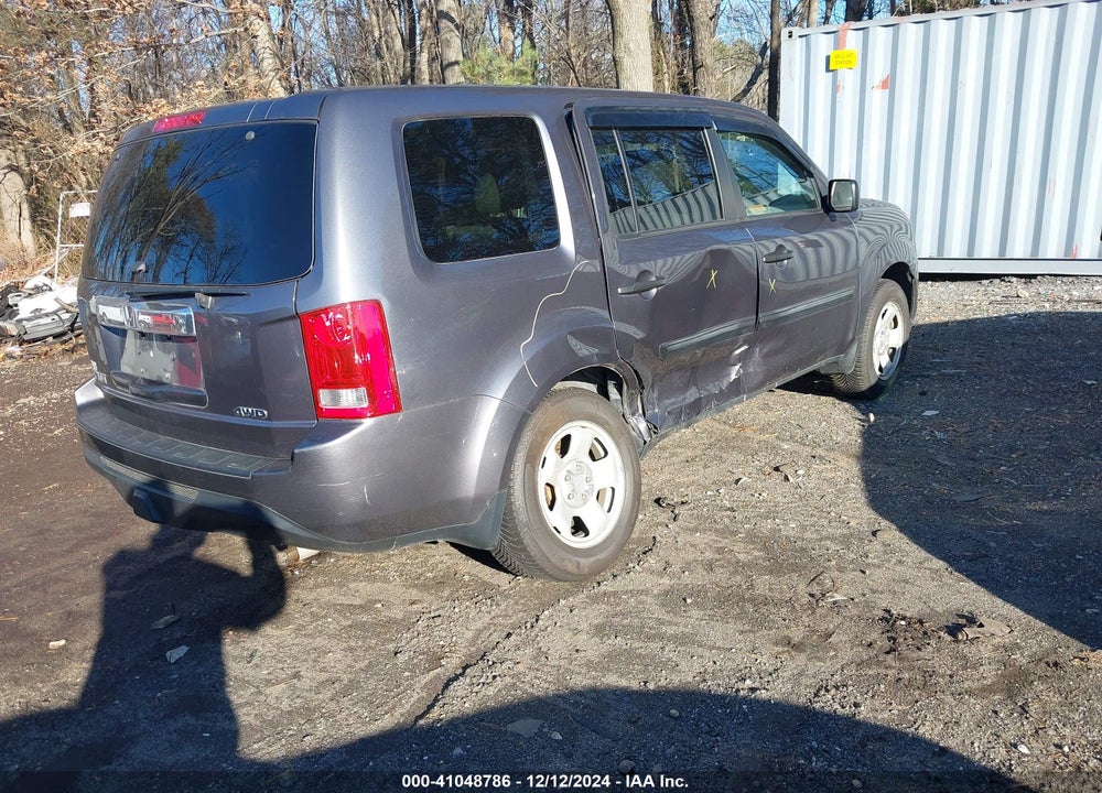 2014 HONDA PILOT LX VIN: 5FNYF4H25EB036726