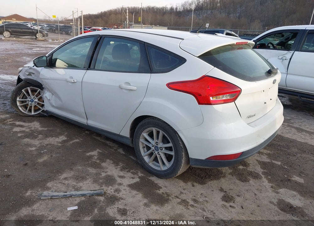 2017 FORD FOCUS SE VIN: 1FADP3K25HL214608