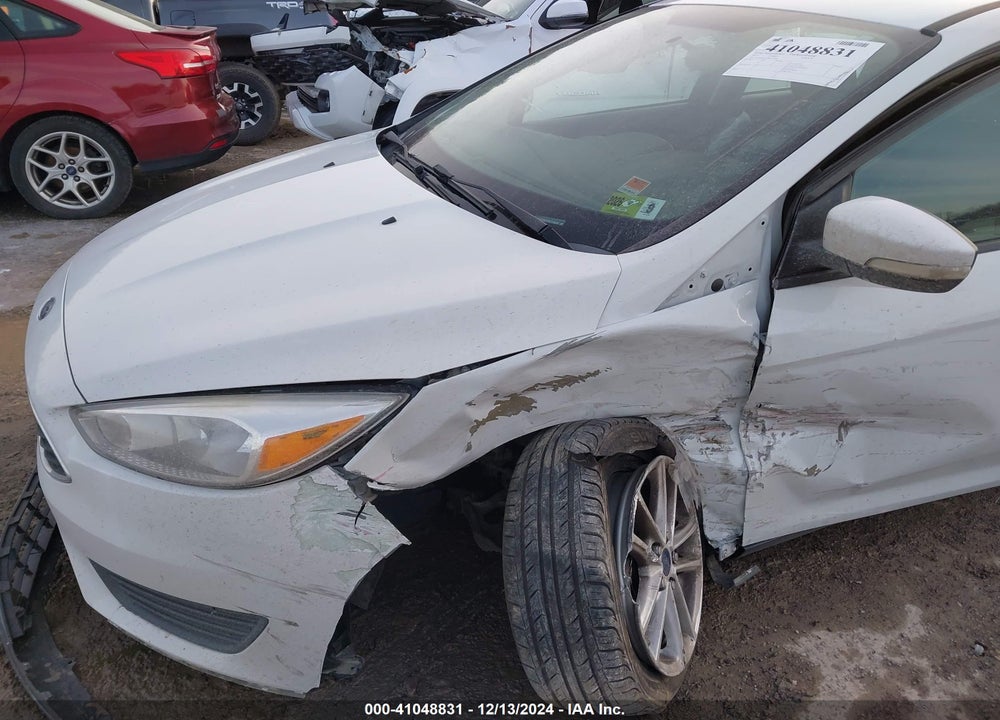 2017 FORD FOCUS SE VIN: 1FADP3K25HL214608