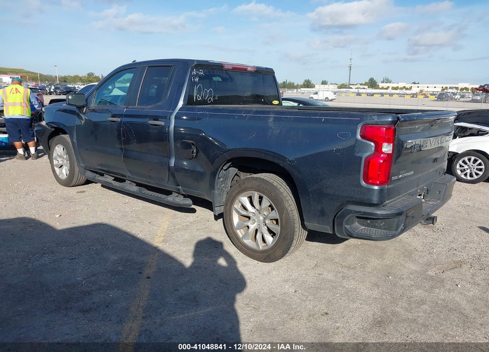 2021 CHEVROLET SILVERADO 1500 2WD STANDARD BED CUSTOM VIN: 1GCRWBEKXMZ111202