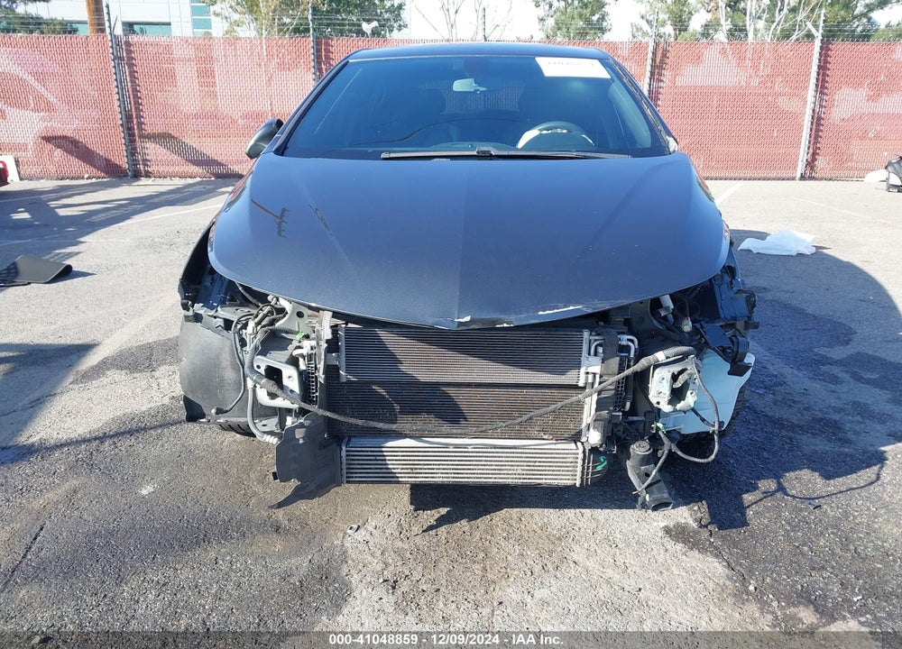 2018 CHEVROLET CRUZE LT AUTO VIN: 3G1BE6SM7JS588138