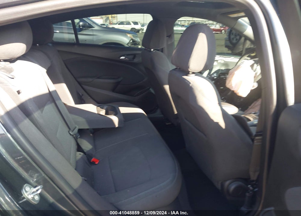 2018 CHEVROLET CRUZE LT AUTO VIN: 3G1BE6SM7JS588138