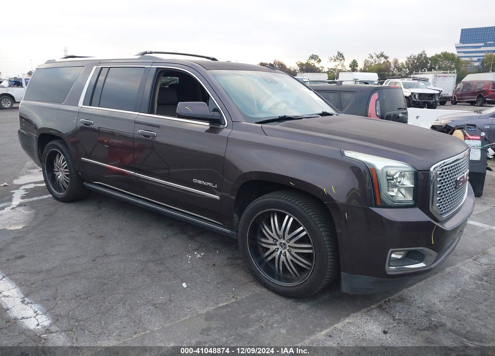 2015 GMC YUKON XL 1500 DENALI VIN: 1GKS2JKJ8FR207372