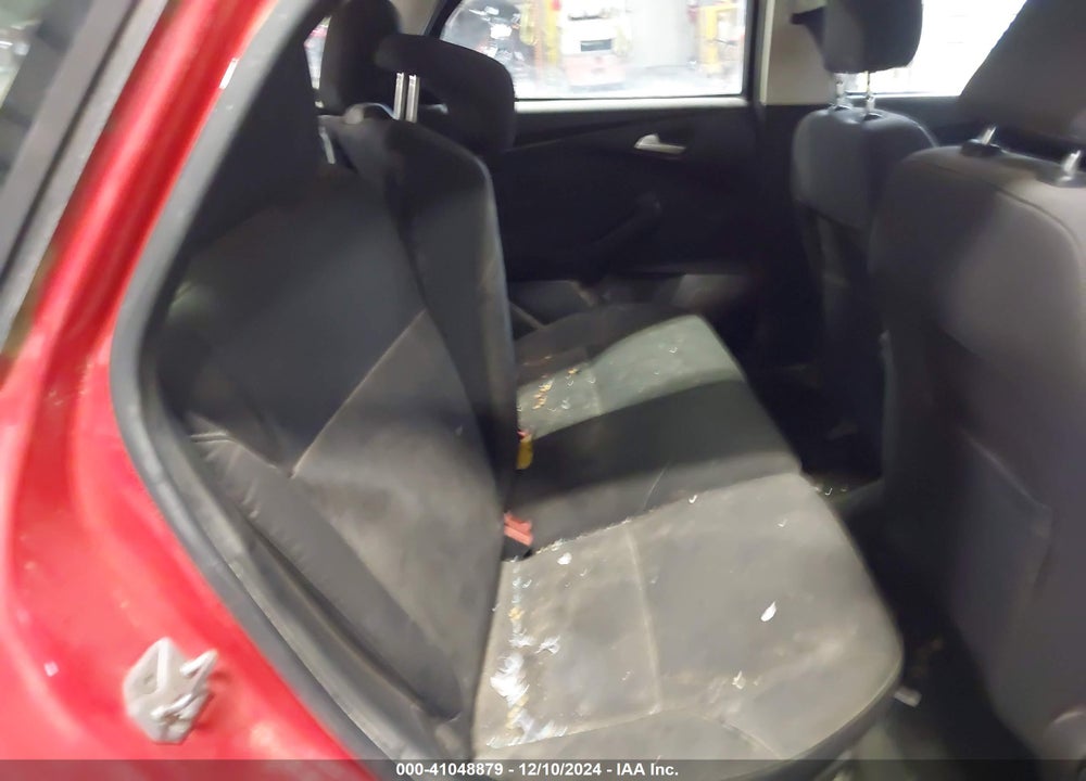 2016 FORD FOCUS SE VIN: 1FADP3K28GL301966