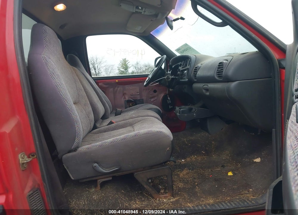 2000 DODGE RAM 1500 ST VIN: 1B7HC16Y2YS513845