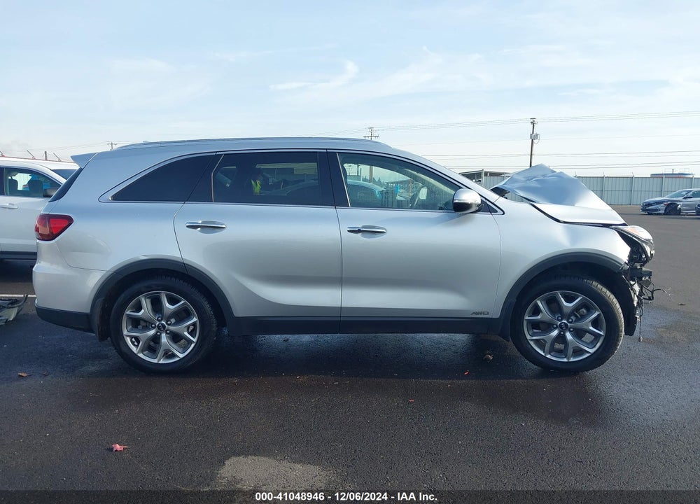 2019 KIA SORENTO 3.3L EX SPORT VIN: 5XYPHDA59KG597560
