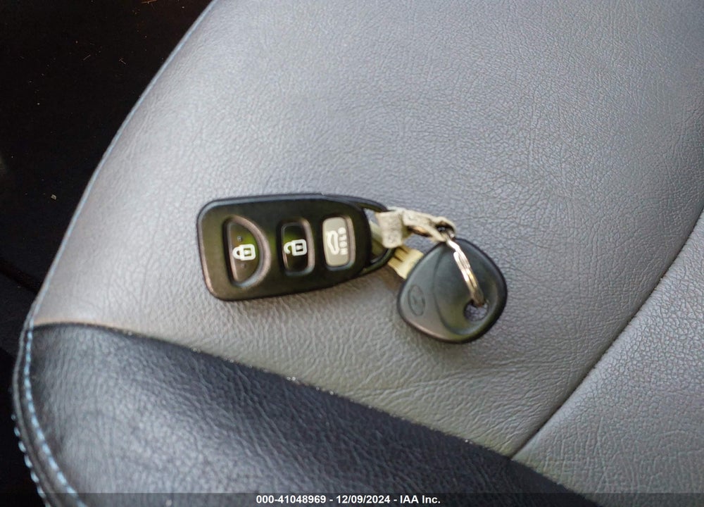 2011 HYUNDAI ELANTRA GLS VIN: 5NPDH4AE0BH006401