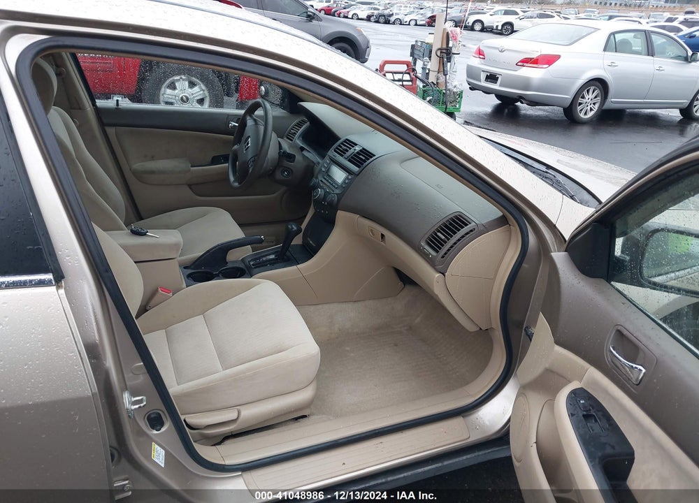 2005 HONDA ACCORD 2.4 LX VIN: 1HGCM564X5A079060