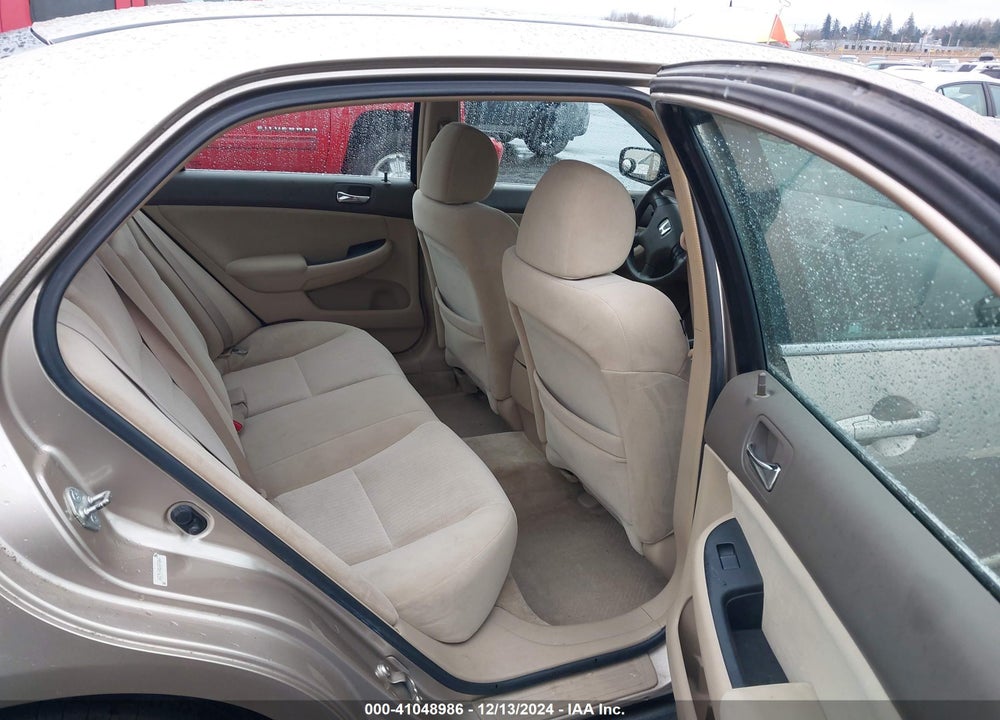 2005 HONDA ACCORD 2.4 LX VIN: 1HGCM564X5A079060