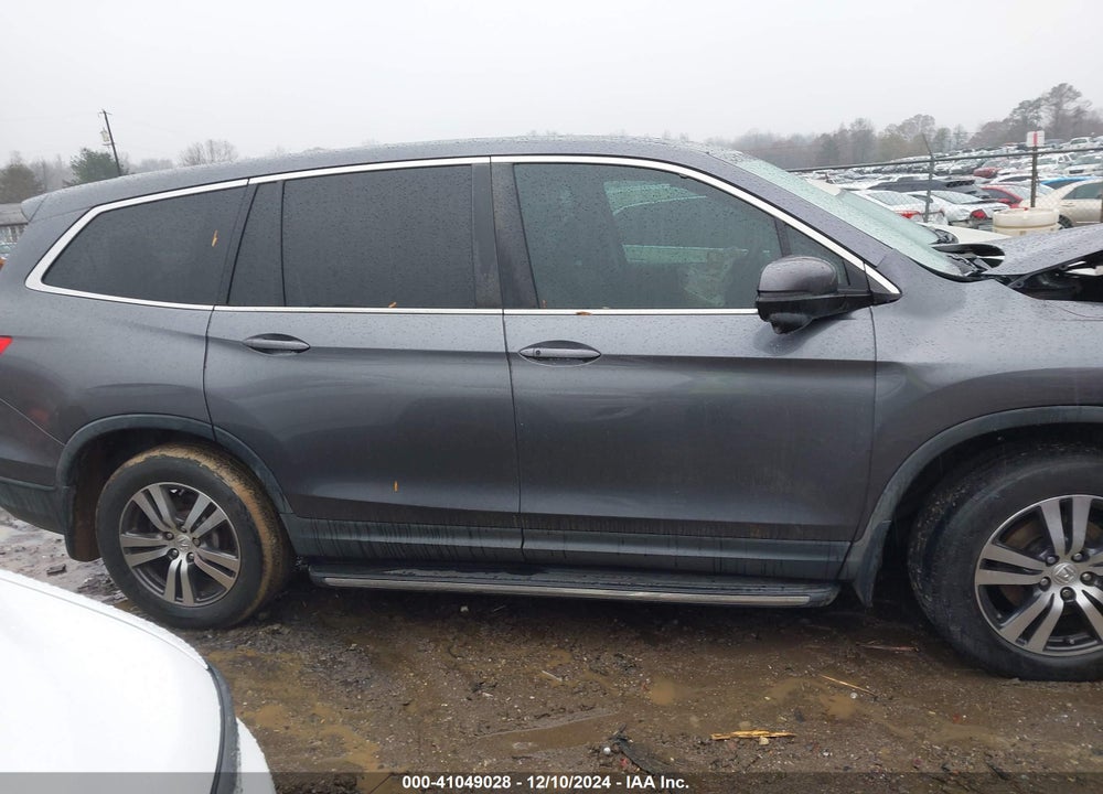 2017 HONDA PILOT EX-L VIN: 5FNYF5H8XHB018480