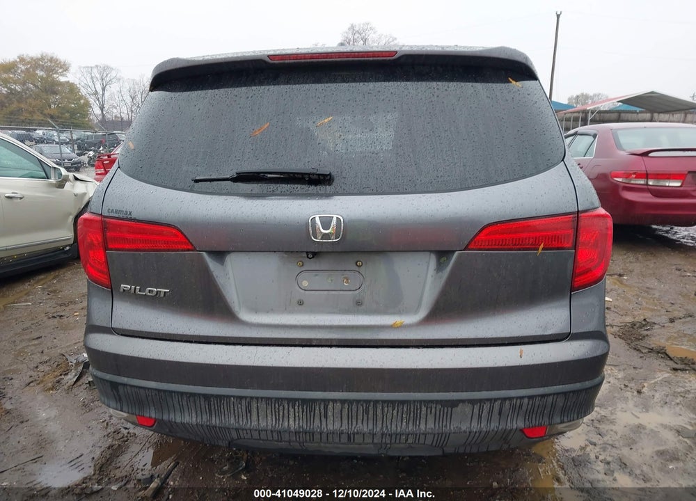 2017 HONDA PILOT EX-L VIN: 5FNYF5H8XHB018480