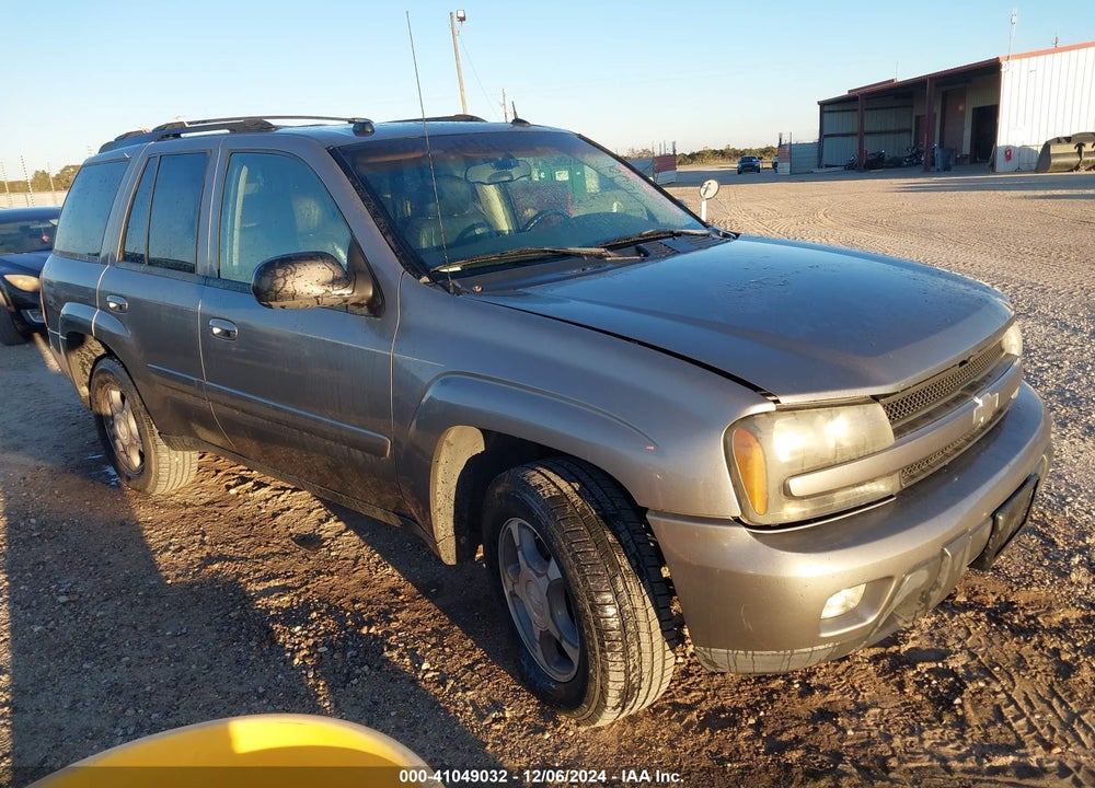 2005 CHEVROLET TRAILBLAZER LT VIN: 1GNDS13S352352328