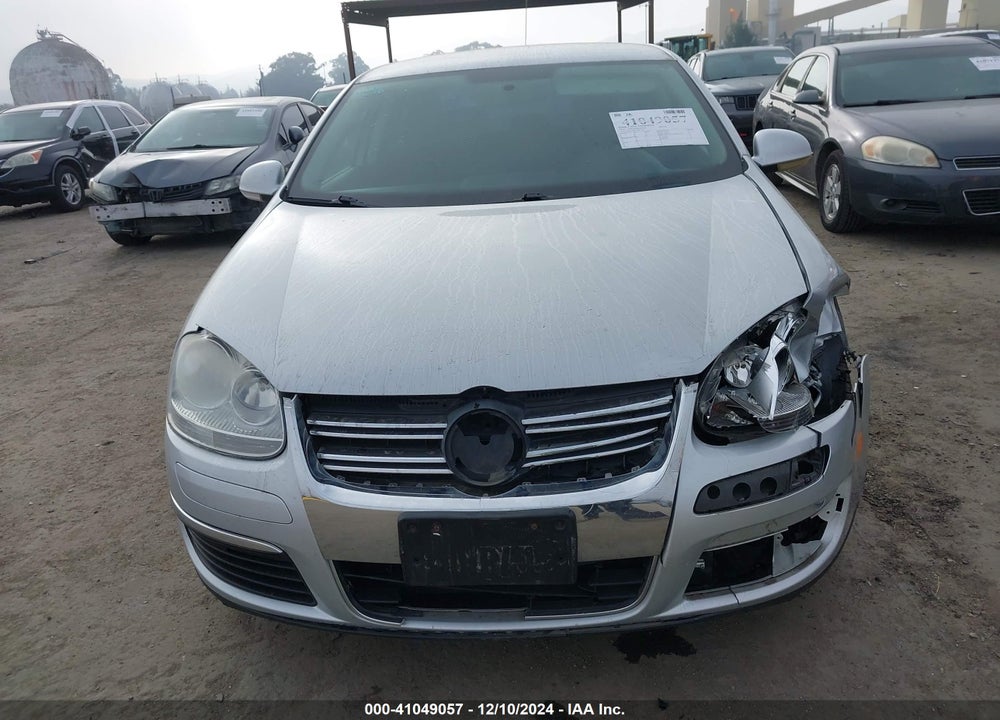 2010 VOLKSWAGEN JETTA LIMITED EDITION VIN: 3VWAZ7AJ5AM117806