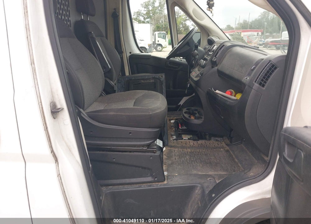 2018 RAM PROMASTER 1500 LOW ROOF 136 WB VIN: 3C6TRVAG8JE111665