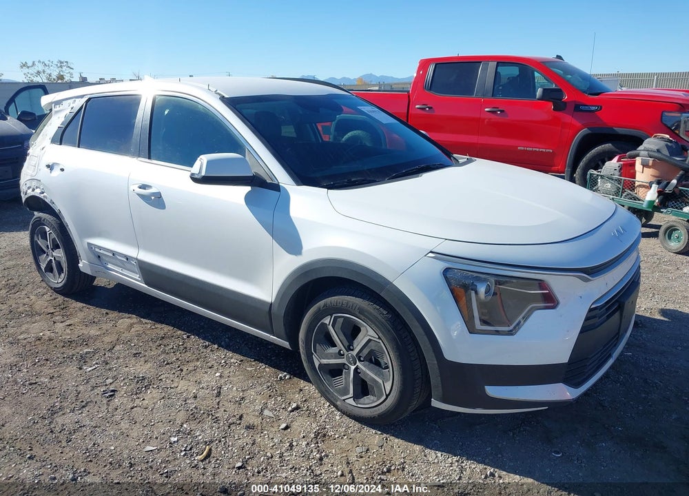 2023 KIA NIRO EX VIN: KNDCR3LE6P5075360