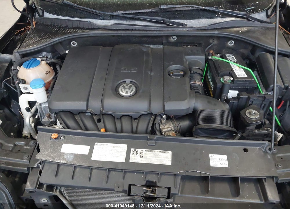 2013 VOLKSWAGEN PASSAT 2.5L SE VIN: 1VWBH7A33DC085842