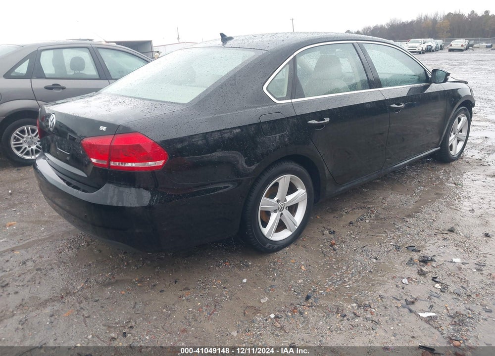 2013 VOLKSWAGEN PASSAT 2.5L SE VIN: 1VWBH7A33DC085842