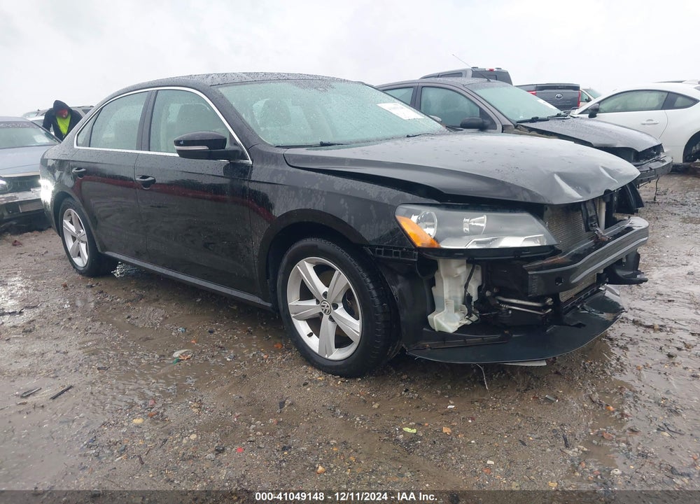 2013 VOLKSWAGEN PASSAT 2.5L SE VIN: 1VWBH7A33DC085842