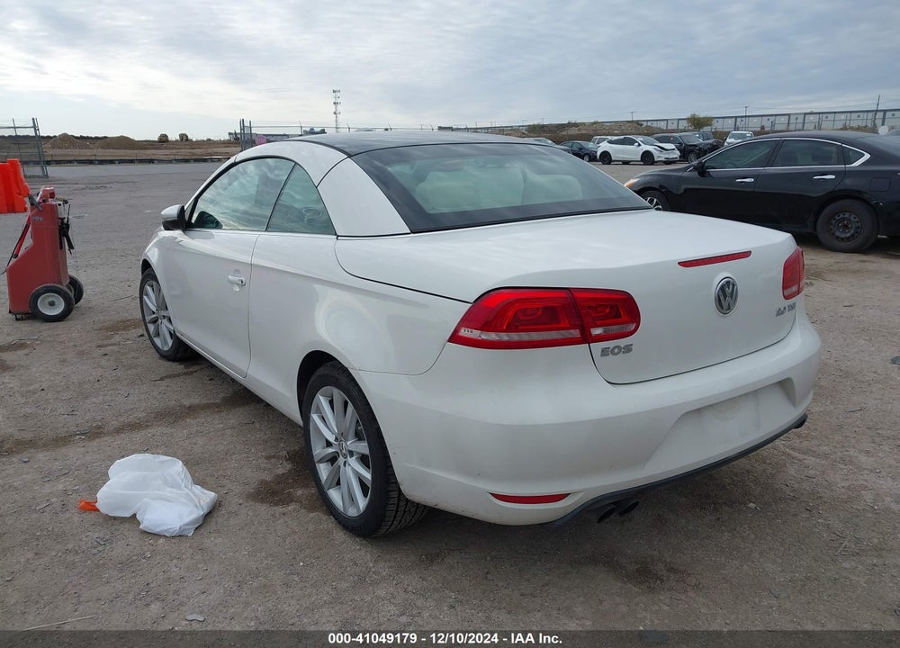 2012 VOLKSWAGEN EOS KOMFORT VIN: WVWBW7AH7CV016305