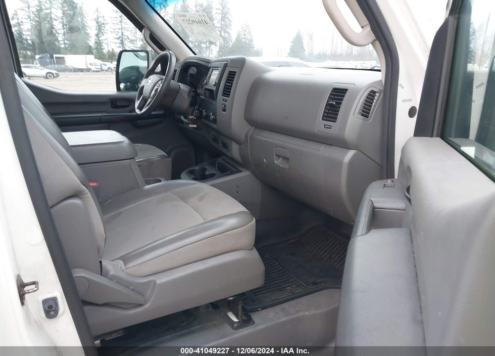 2015 NISSAN NV CARGO NV2500 HD S V8/SL V8/SV V8 VIN: 1N6AF0KY6FN802969