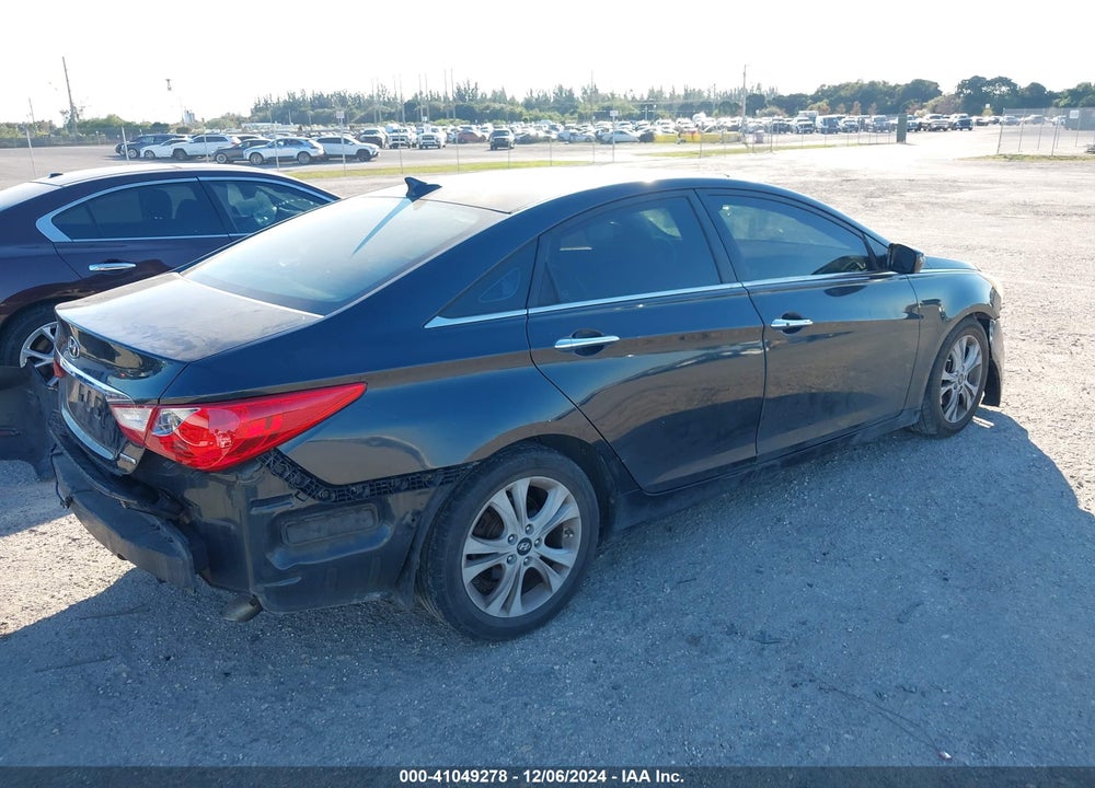 2011 HYUNDAI SONATA LIMITED VIN: 5NPEC4AC6BH008638