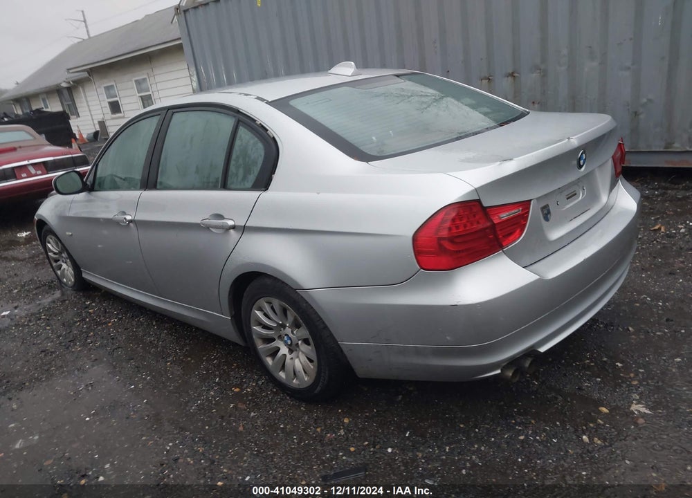 2009 BMW 328I VIN: WBAPH77559NM27320