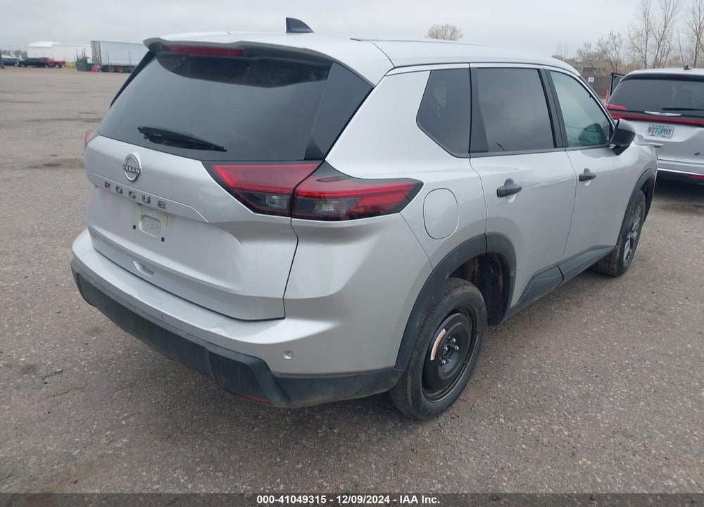 2024 NISSAN ROGUE S FWD VIN: 5N1BT3AAXRC673880
