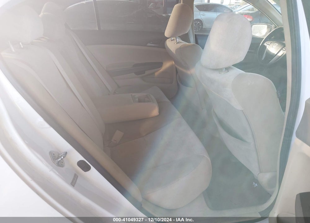 2010 HONDA ACCORD 2.4 LX-P VIN: 1HGCP2F49AA006679