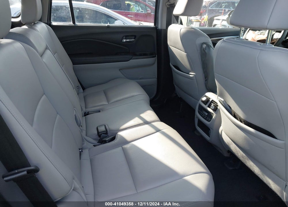 2019 HONDA PILOT EX-L VIN: 5FNYF6H55KB039370