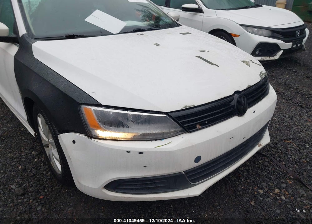 2013 VOLKSWAGEN JETTA 2.5L SE VIN: 3VWBP7AJXDM397656