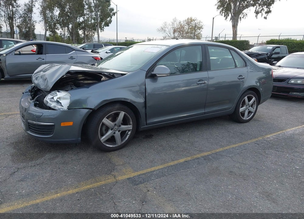 2010 VOLKSWAGEN JETTA LIMITED EDITION/SE/SEL VIN: 3VWRZ7AJ4AM150962