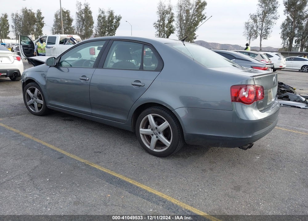 2010 VOLKSWAGEN JETTA LIMITED EDITION/SE/SEL VIN: 3VWRZ7AJ4AM150962