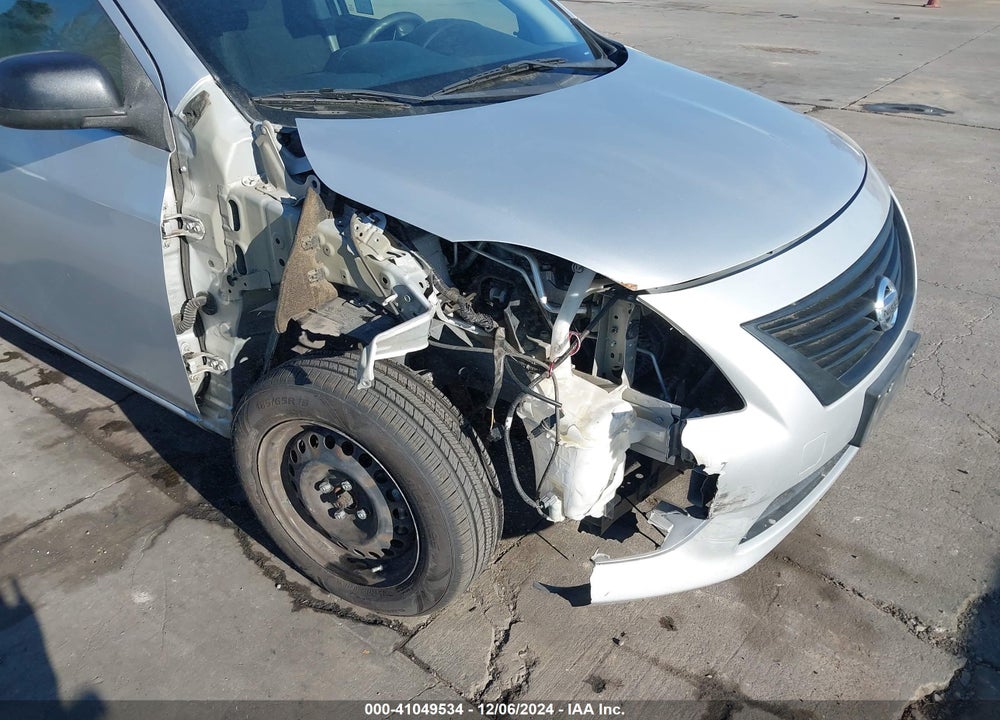 2014 NISSAN VERSA 1.6 S+ VIN: 3N1CN7AP2EL842712