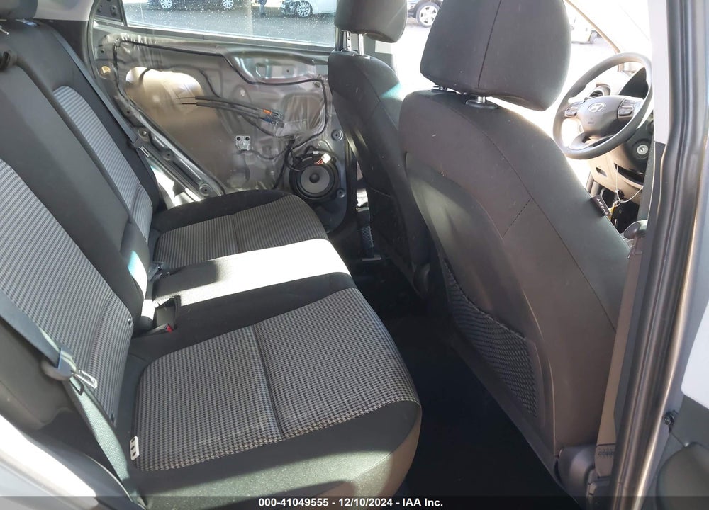 2020 HYUNDAI KONA SE VIN: KM8K12AA6LU586754