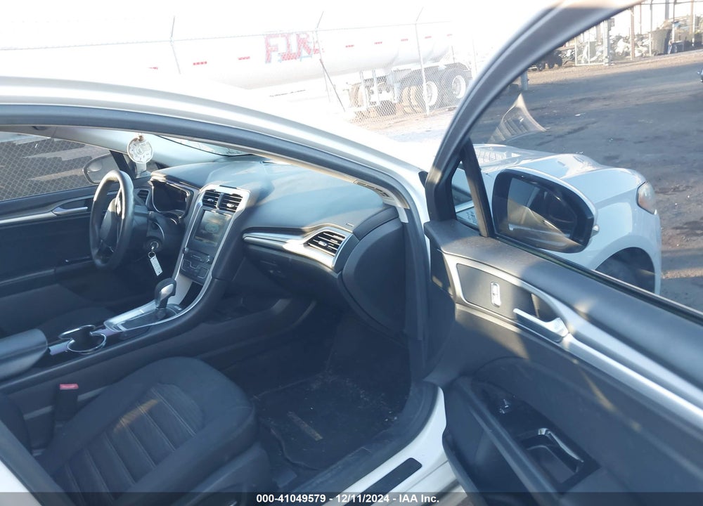 2016 FORD FUSION SE VIN: 3FA6P0HD4GR248118