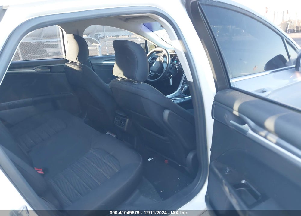 2016 FORD FUSION SE VIN: 3FA6P0HD4GR248118
