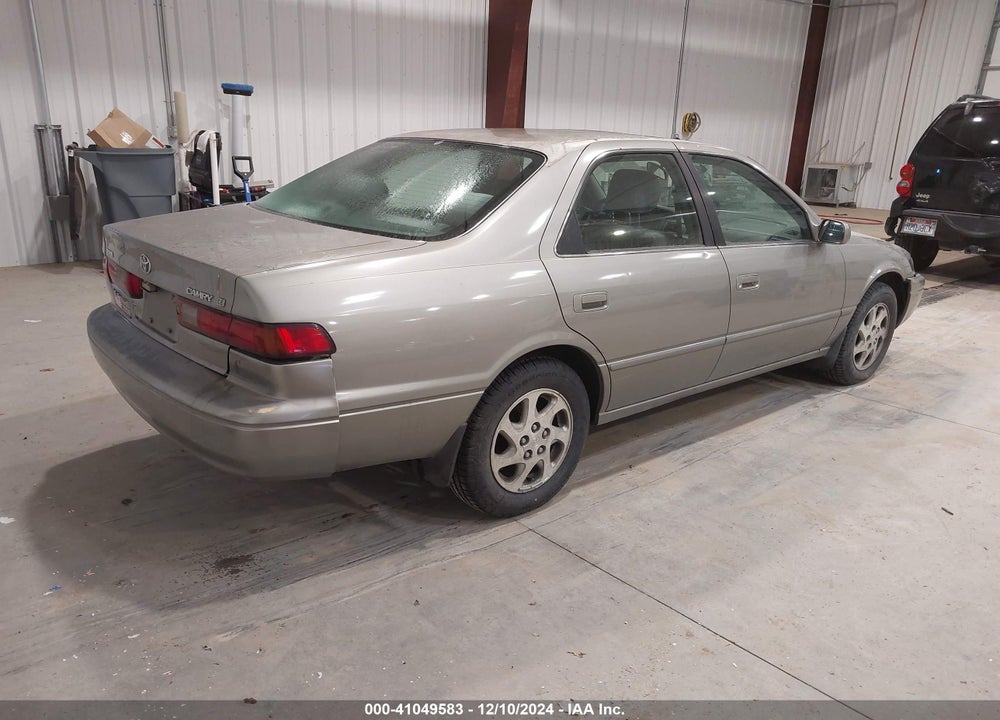 1998 TOYOTA CAMRY LE V6 VIN: JT2BF22K8W0137321
