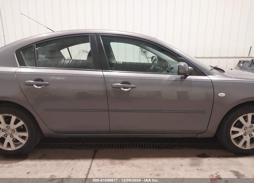 2008 MAZDA 3 I VIN: JM1BK32F781803593
