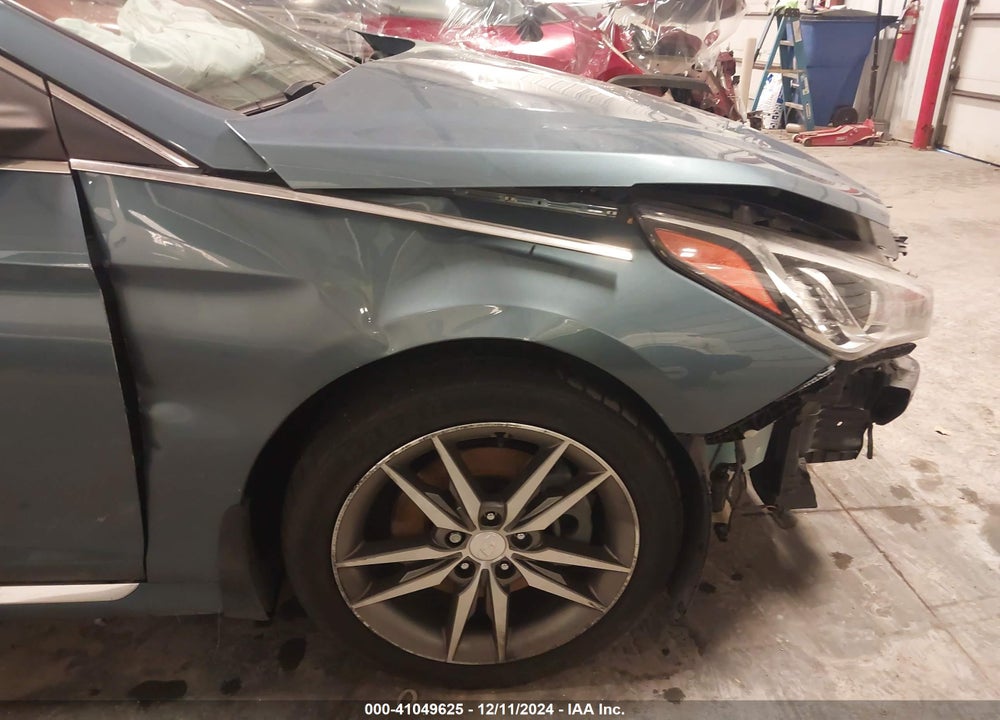 2015 HYUNDAI SONATA SPORT 2.0T VIN: 5NPE34AB7FH086178