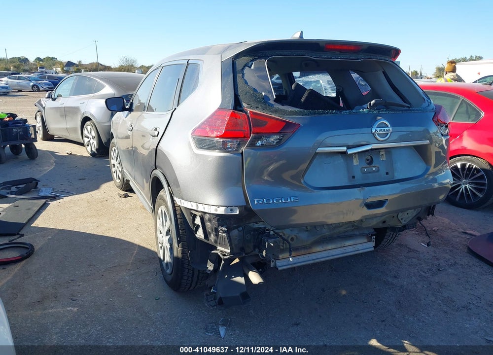 2017 NISSAN ROGUE S VIN: 5N1AT2MT4HC882064